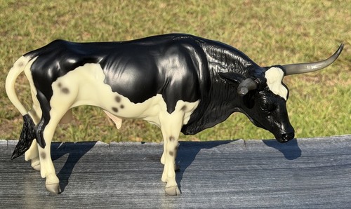 Breyer maverick texas longhorn - texas,