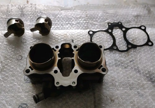 Cilindri pistoni suzuki - pistoni,