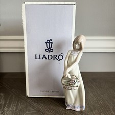 FIGURINA PORCELLANA "TESORI FLOREALI LLADRO" 2007 RITIRATA - Articolo#01005605