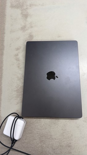 Apple macbook pro space grey - pro,
