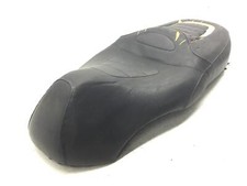 SELLA SADDLE DA RIFODERARE E CON 2 VITI SPEZZATE APRILIA SCARABEO LIGHT 400 2006