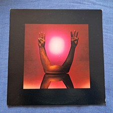 ERIC BURDON DECLARES "WAR" -