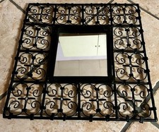 VENDO SPECCHIO IN FERRO BATTUTO MAGREBINO ORIGINALE mis. 40 x 40 x 1 cm.