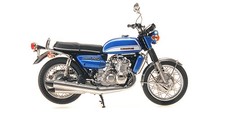 Suzuki GT750 J in blu 1973