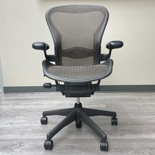 Sedia Aeron di Herman Miller -
