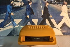 Mangiadischi Penny giallo, corrente/batterie con dischi e manuale