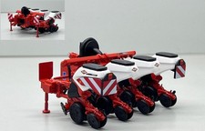 Modellino trattore scala 1:32