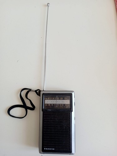 Radio vintage portatile con - portatile,