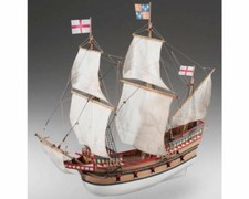 Dusek D017 Golden Hind 1:72