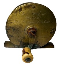 Antico mulinello da pesca in