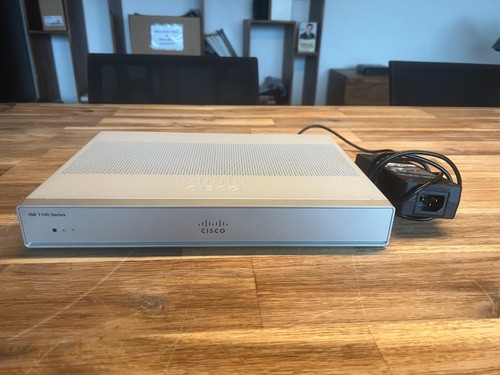 Cisco c1117 4pwe - cisco, router