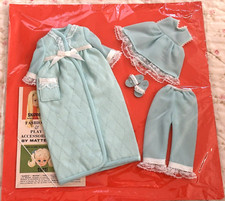 Vintage Skipper Loungin'