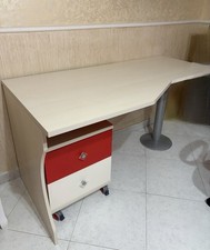 scrivania, sedia scrivania, letti a cassettone