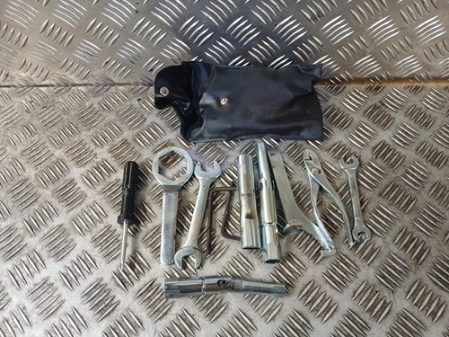 Kit attrezzi suzuki gsf1250 - kit,
