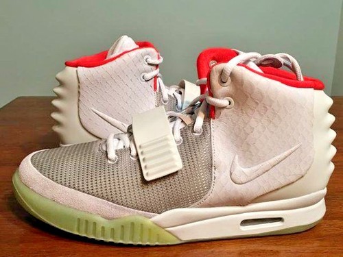 Nike kanye west yeezy - west, 2