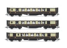 HORNBY 'OO' GAUGE SET OF 3