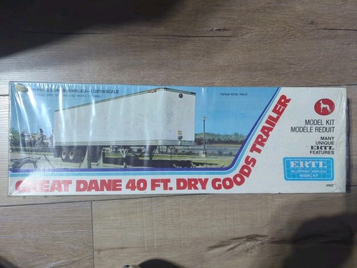 Ertl 8032 great - dane, 40