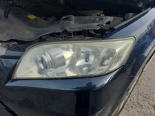 Faro proiettore anteriore lato