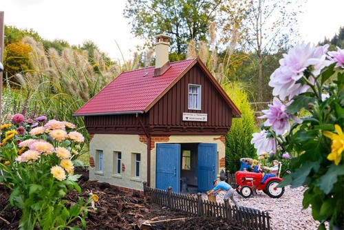 Pola 331179 fabbro villaggio
