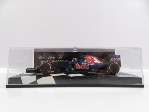 Minichamps 417160126 - 1:43,