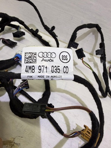 Audi 4m8 4m8971030gc - q8,