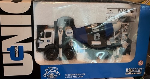 Camion betoniera mercedes - camion,