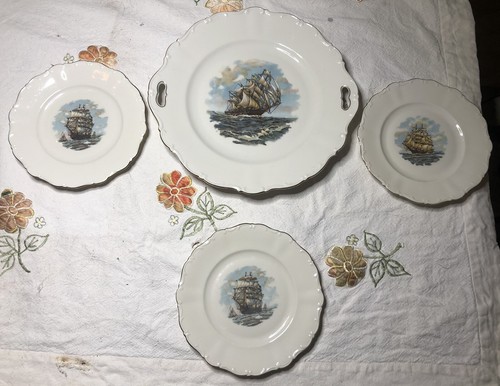 Piatti decorativi vintage