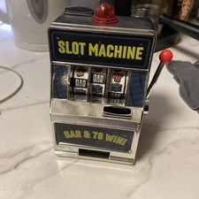 Slot machine vintage bar e 7s