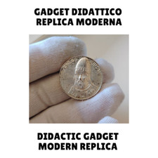 Medaglia busto Gregorio VII di fronte campo diviso a croce con legenda