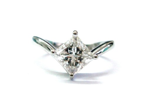 Anello solitario damiani - anello,