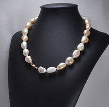 COLLANA CON CHIUSURA IN ORO 18