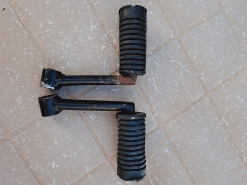 Pedane poggia piedi - piedi, anteriori