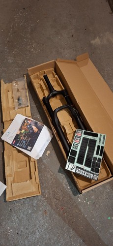 Rock shox yari - rock, 29