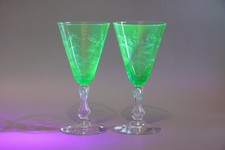 ** 2 bicchieri da vino in