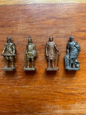 Lotto 4 soldatini metallo