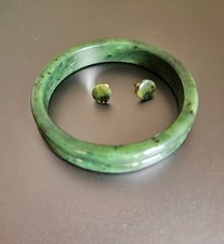Vintage Nephrite Jade Bangle Bracelet 65mm with Matching Earrings