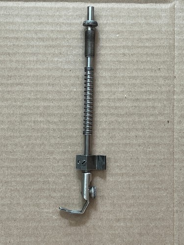 Antico piedino barra pressa