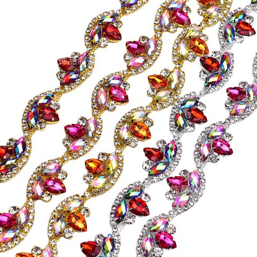 Catena applique floreale