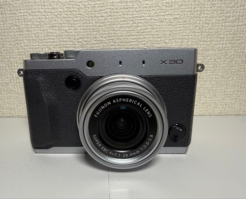 Fotocamera digitale compatta