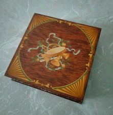 Antica scatola in latta Huntley & Palmers