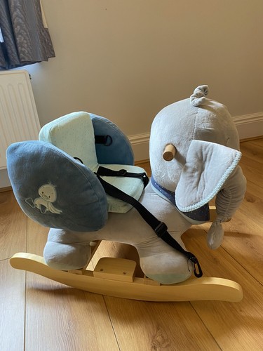 Elefante dondolo nattou - a,