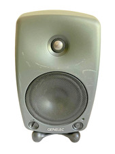 One (1) Genelec 8030A Compact 2 vie Nearfield Active Monitor inc supporto piccolo