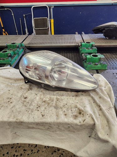 Faro ricambio fiat - fiat, grande