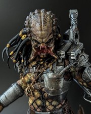 Personaggio/statua Predator dipinto a mano (fatto su ordinazione)