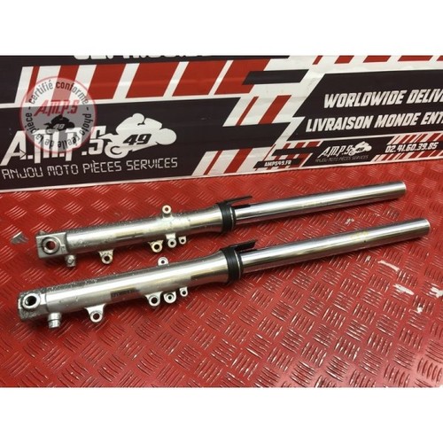Paire tube de - tube,
