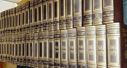 Enciclopedia italiana treccani - enciclopedia,