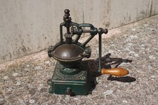 Antico macinino da banco ghisa Ampia Garanzia FB Tre Spade