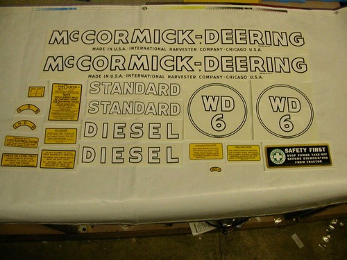 Set decalcomanie trattore - , ihc