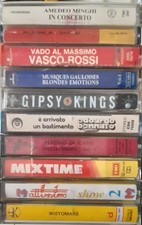 89 musicassette musicali in
