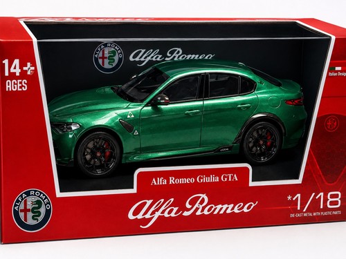 Alfa romeo giulia - gta, verde